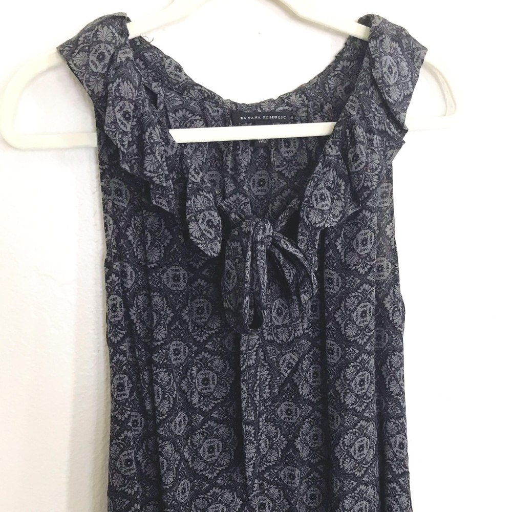 Navy BR Sleeveless Blouse